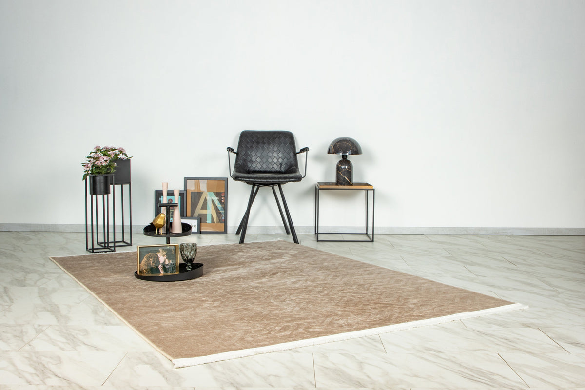 Damla Taupe · Vloerkleed — sfeerfoto