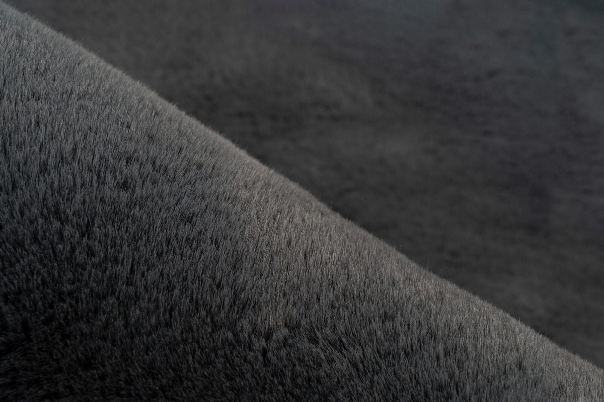 Heaven 900 — Grafiet · Hoogpolig vloerkleed