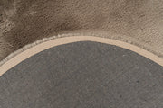 Heaven 900 — Taupe · Hoogpolig vloerkleed