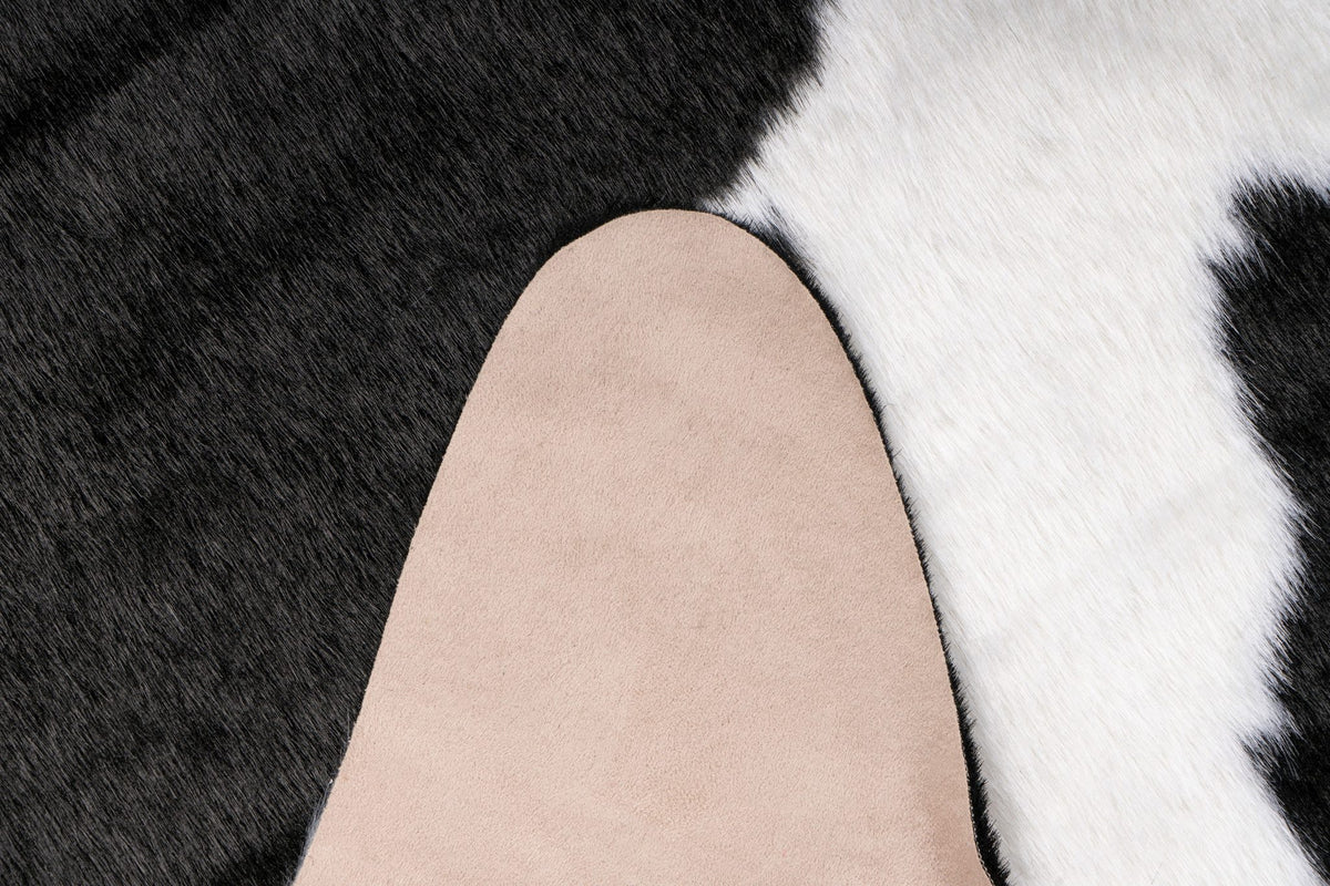 Rodeo 202 — Koeprint · Zachtpolig vloerkleed