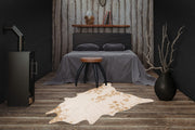 Rodeo 203 — Koeprint · Zachtpolig vloerkleed — sfeerfoto