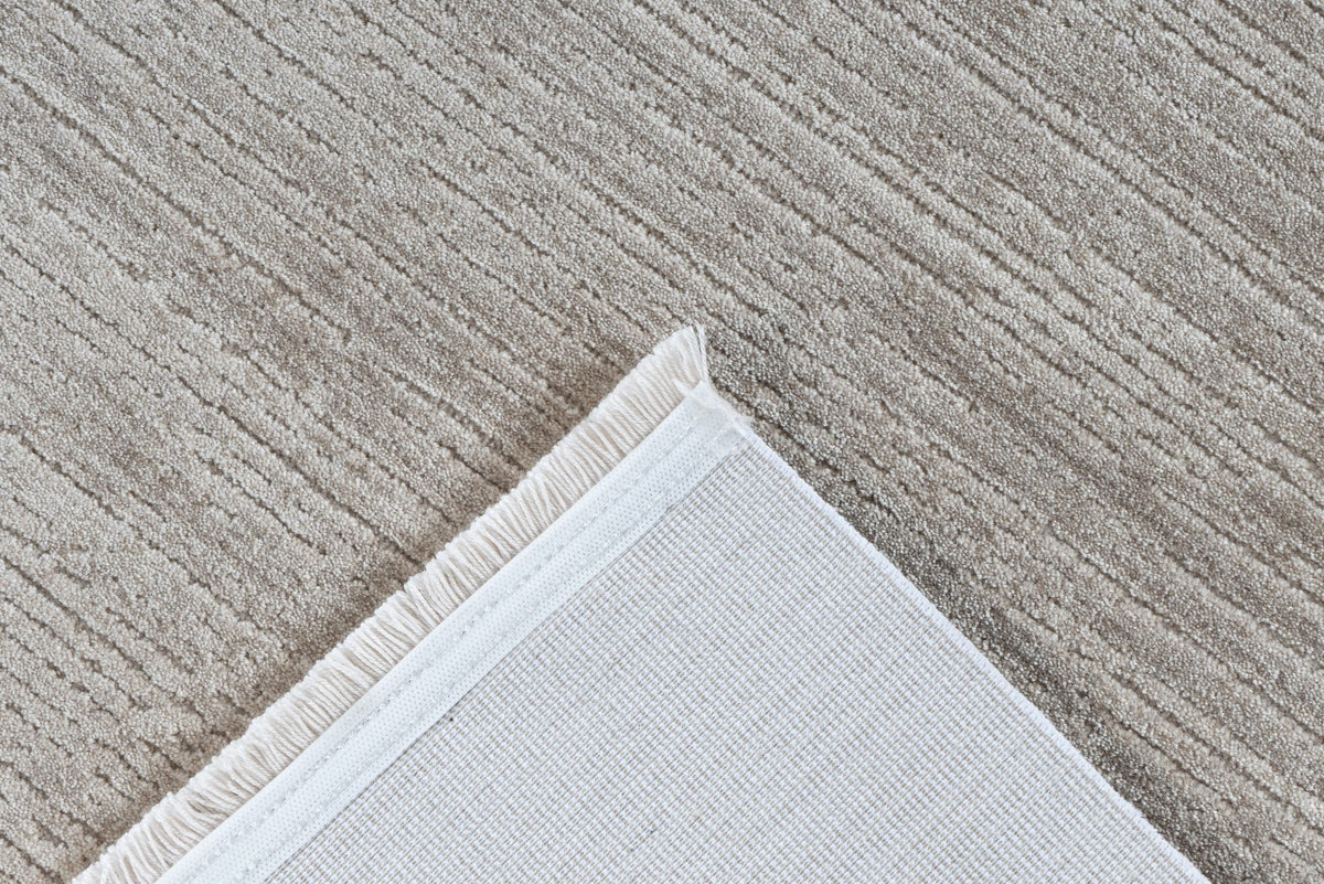Triomphe 501 — Beige · Laagpolig vloerkleed